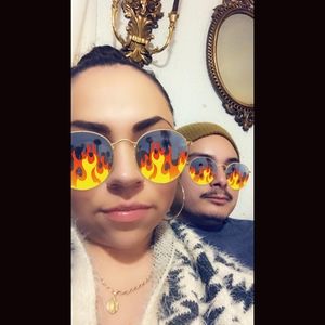 Meet your Posher, Julian